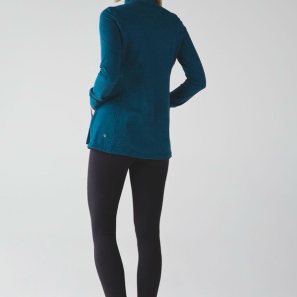 Lululemon Coast Wrap II - Picture 5 of 11